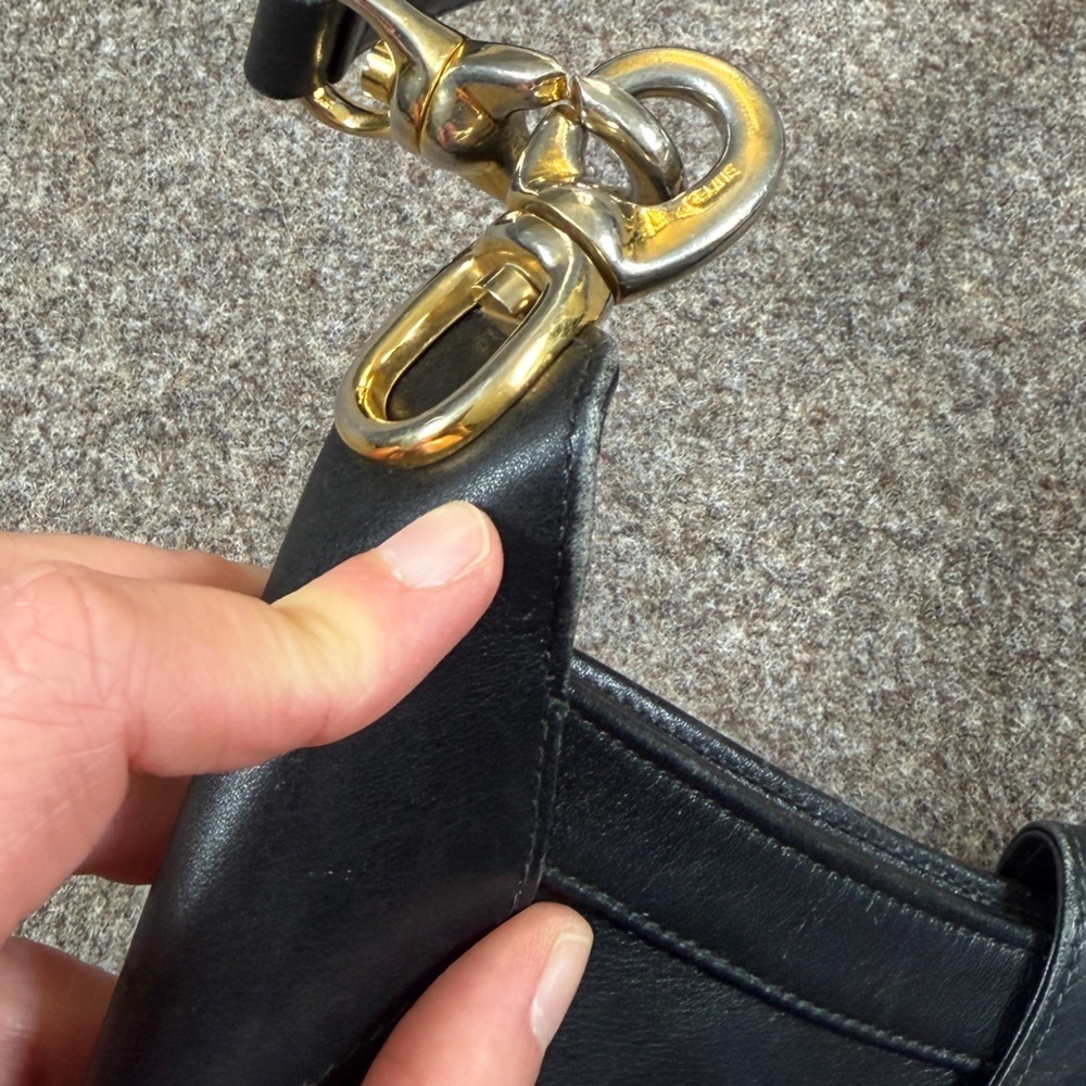 Vintage 80s Celine Black Smooth Leather Hobo Shoulder Bag Gold-Toned Hardware - Picture 14 of 16